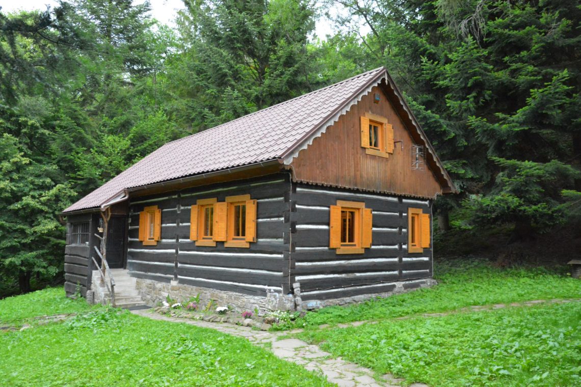Slowakei Haus im Wald